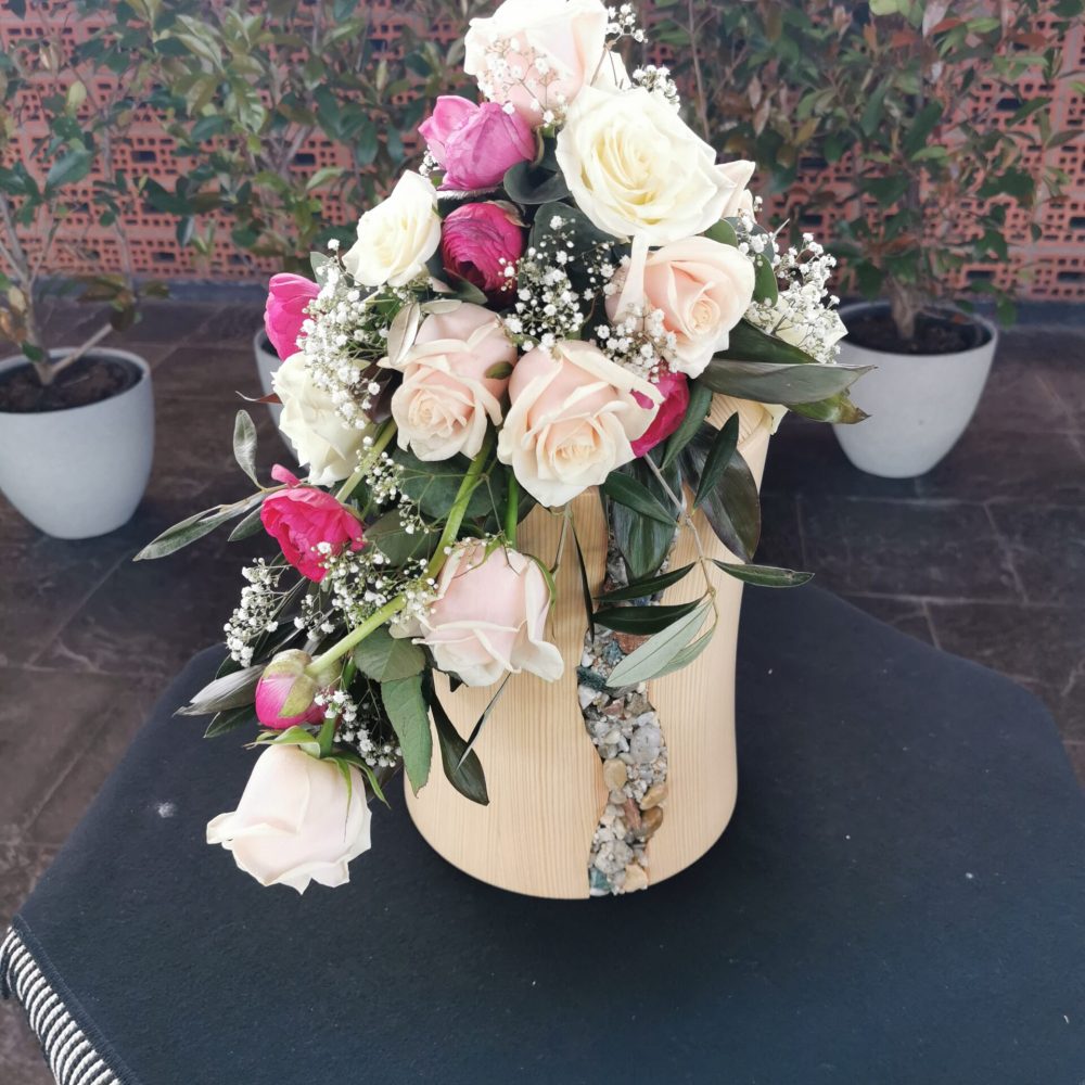 Blume in einem Gefäß